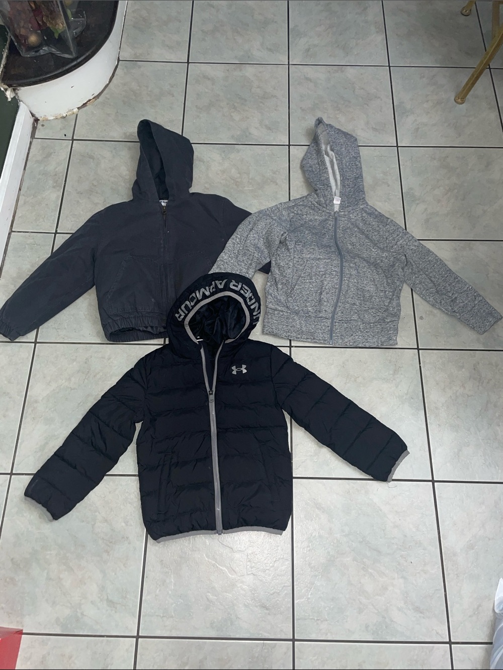 Boys sweatshirt and jacket bundle (3) size 6